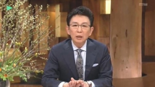 March-30-2015_-Ichiro-Koyakata-surrenders-to-Chief-Cabinet-Secretary-Kan-in-a-news-station-substantially_-When-I-was-not-able-to-prevent-a-remark-of-Sh.jpg